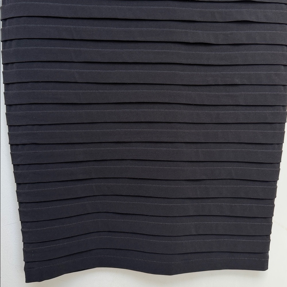 London Style Black Bodycon Dress SZ 6 - Picture 3 of 4